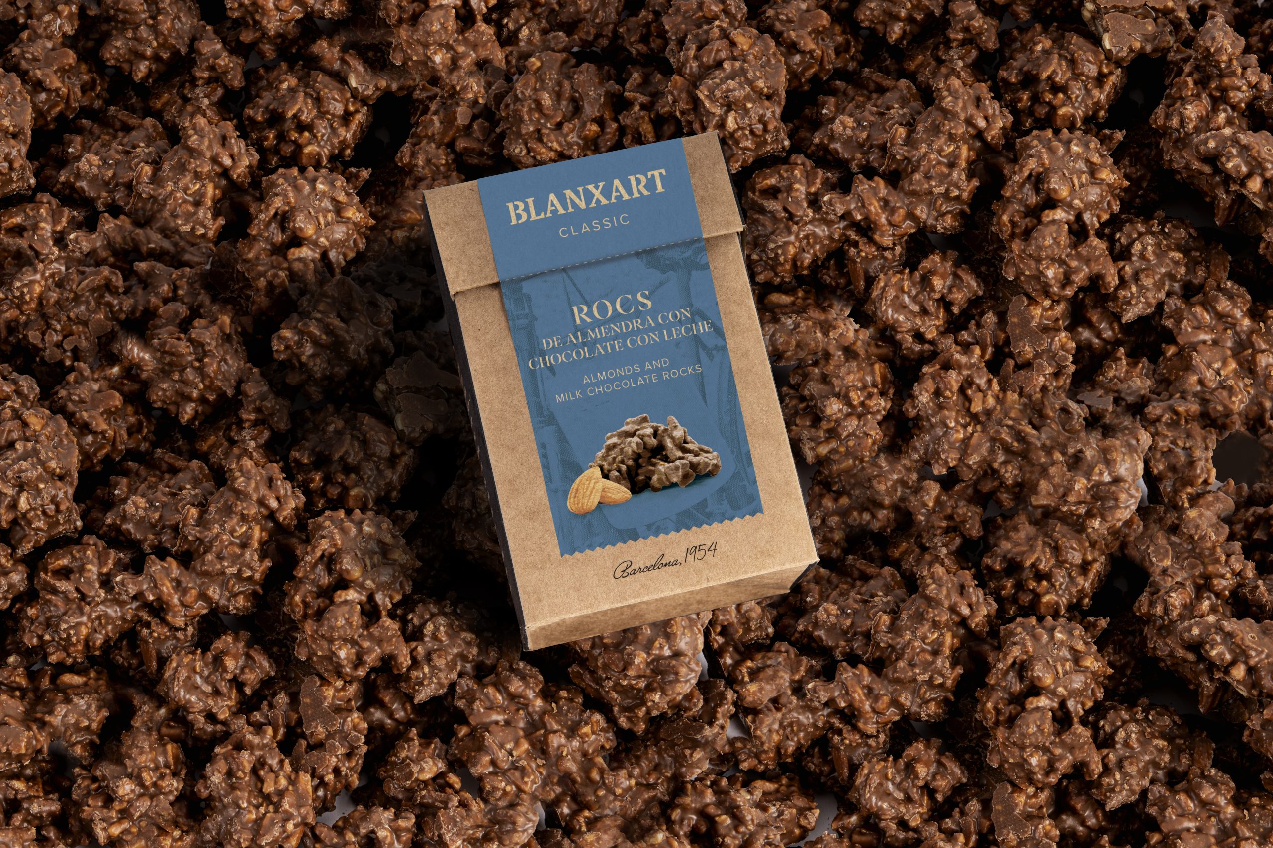 Blanxart Rocs mandlji v mlečni čokoladi 100 g - slika 2